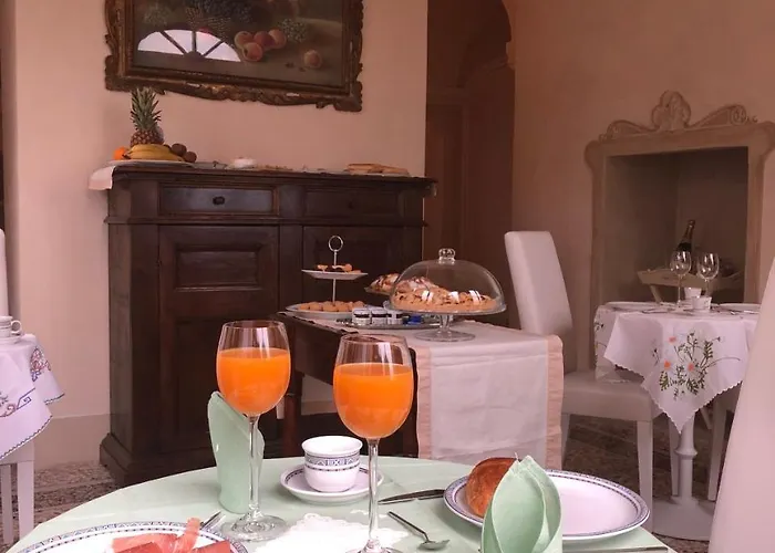 Bed & Breakfast Costanza 4*