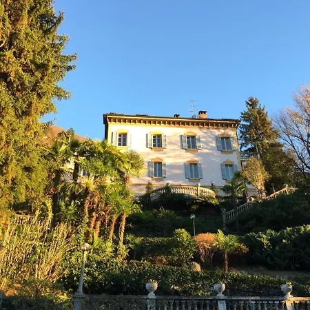 Costanza Couette-café 4*